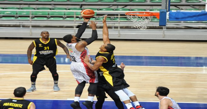 Cevat Soydaş Turnuvası'nda şampiyon Muratbey Uşak