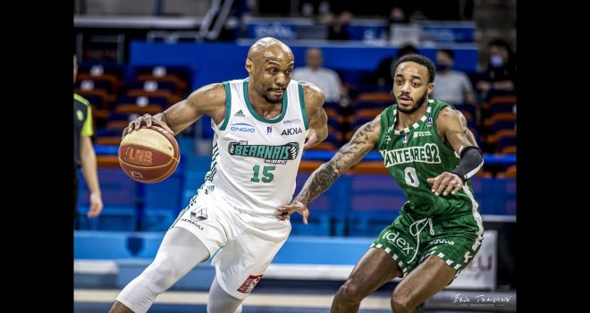 CJ Williams Semt 77 Yalovaspor'da