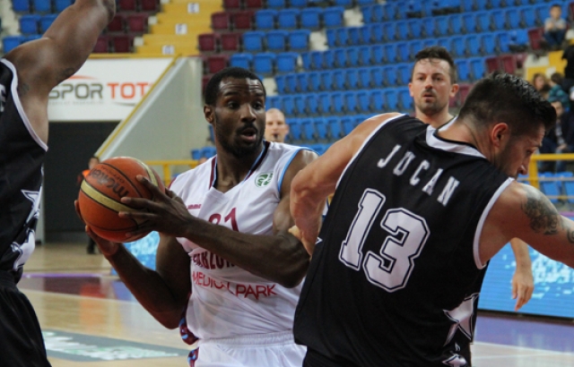 Cluj'u geçen Trabzonspor namağlup ilerliyor