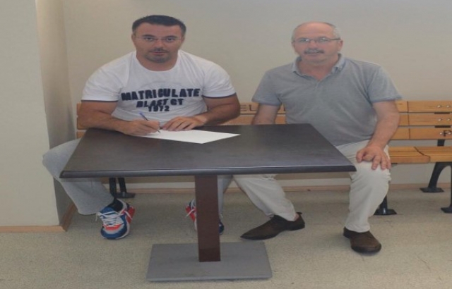 Çorlu Belediyespor Yağızer ile devam ediyor