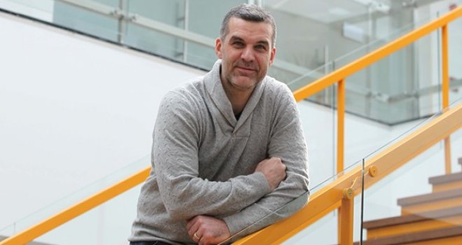 Cüneyt Erden: Oyuncuları sabırla kendinize ve sisteme adapte etmeniz gerekiyor