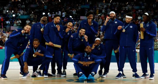 Curry böyle istedi: ABD üst üste 5.kez Olimpiyat Şampiyonu