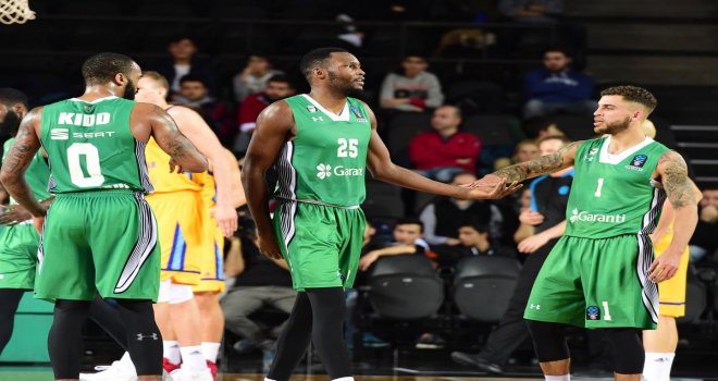 Daçka, Gran Canaria deplasmanında