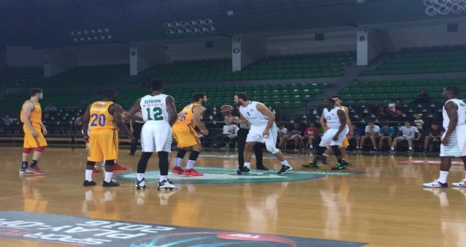 Daçka, İstanbul Büyükşehir Belediyespor'u farklı yendi