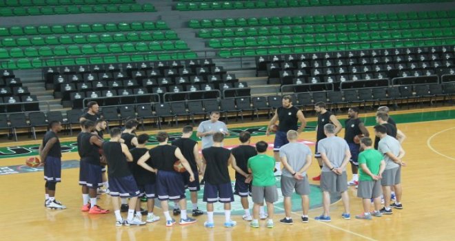 Darüşşafaka Doğuş sezonu açtı