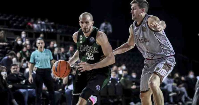 Darüşşafaka farklı kazandı seriyi son maça taşıdı