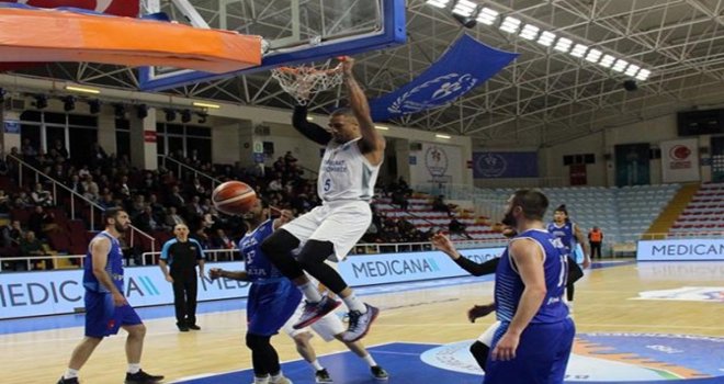 Demir İnşaat Büyükçekmece, Khimik'i ağırlıyor