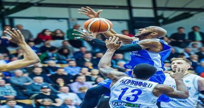 Demir İnşaat Büyükçekmece, Litvanya deplasmanında