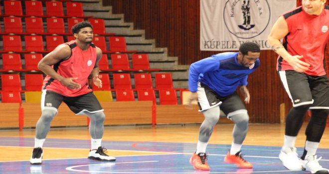 Demir İnşaat Büyükçekmece Slovakya'da galibiyet peşinde