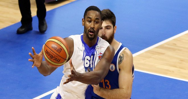 Demir İnşaat Büyükçekmece'den Sinpaş Denizli Basket'e