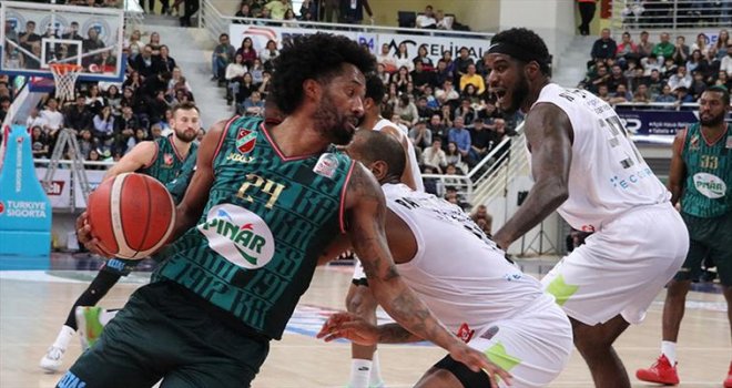 Denizli'de 3 uzatma sonunda kazanan Karşıyaka