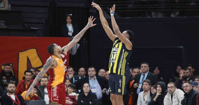 Derbide Fenerbahçe Beko rahat kazandı