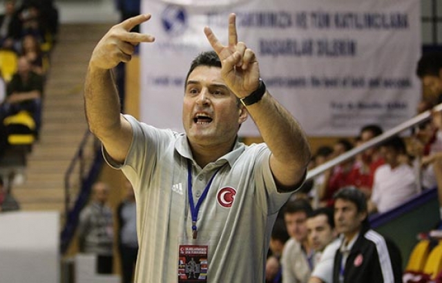 Derin: Arkadaşlık sahaya yansıyacak ve başarı gelecektir...