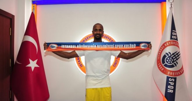 Earl Genard Calloway, İstanbul Büyükşehir Belediyespor'da