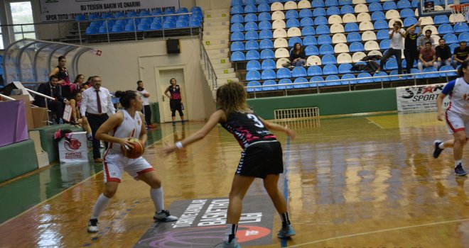 Edirne Belediyesi Edirnespor, Yalova'yı rahat geçti