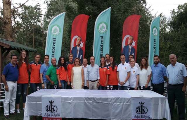 Edirne Belediyesi Edirnespor yeni Sezona yemekle başladı