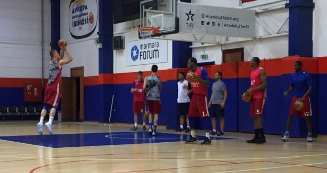 Efes'te Omic antrenmanlara başladı