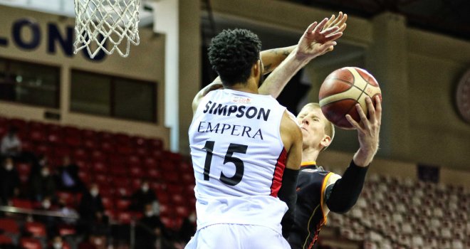 Empera Halı Gaziantep, Galatasaray'a şans tanımadı