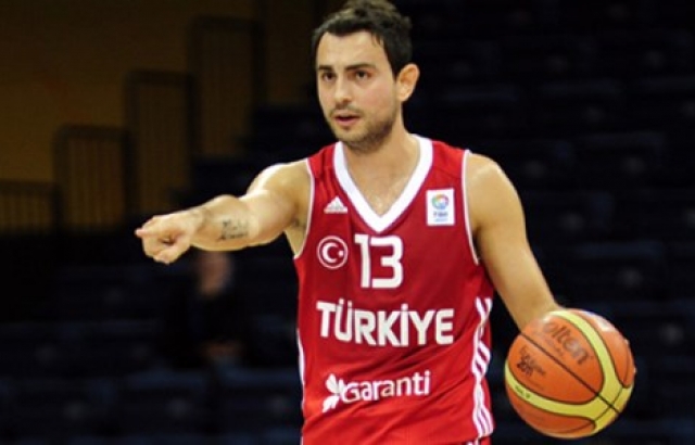 Ender Arslan: Geçmişle çok yaşamamak lazım