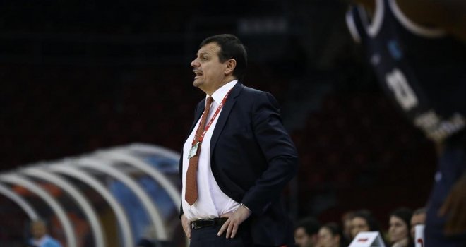 Ergin Ataman: ''Çok değerli bir deplasman galibiyeti aldık''
