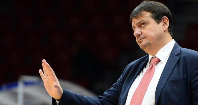 Ergin Ataman: Herkesi vicdanı ile baş başa bırakıyorum