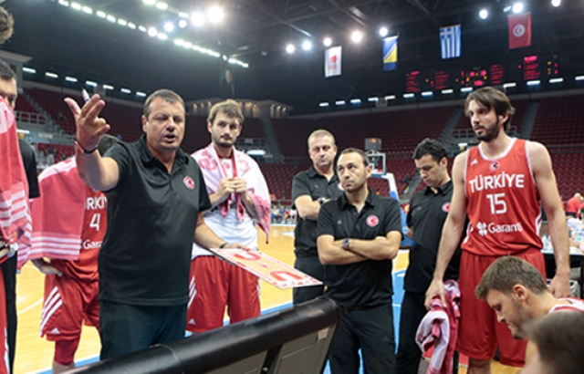 Ergin Ataman:''Doğuş, Ersan ve Oğuz önemli katkı verdiler''