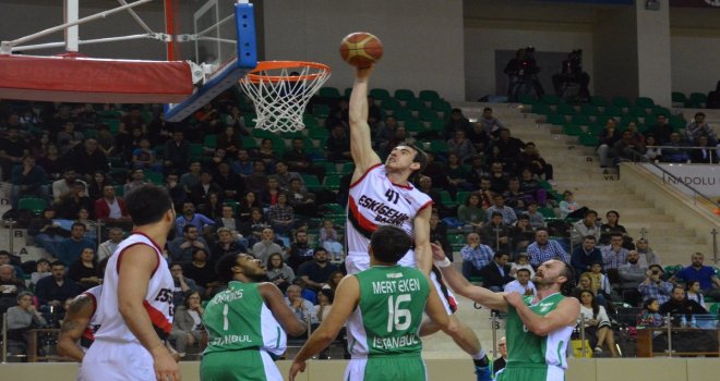 Eskişehir Basket, İstanbul DSİ engelini aştı