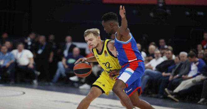 Euroleague'de Türk derbisinde kazanan Fenerbahçe