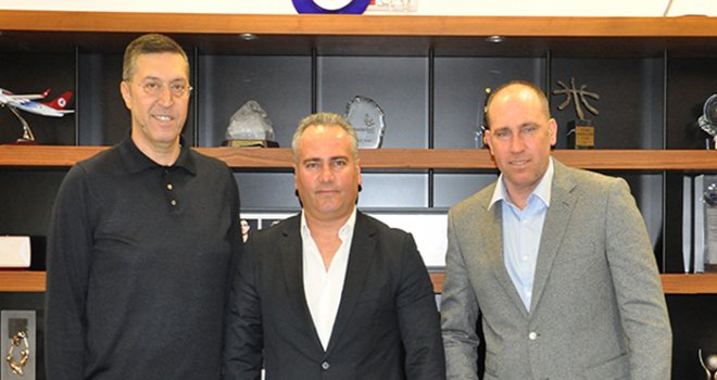 Fatihan Erdoğan, TBF Başkanı Harun Erdenay'ı ziyaret etti.