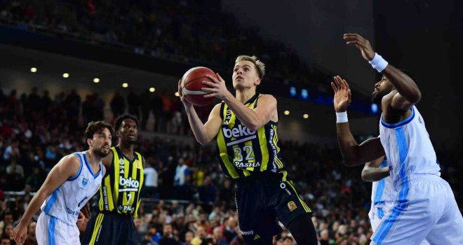 Fenerbahçe Beko Ankara'da galip