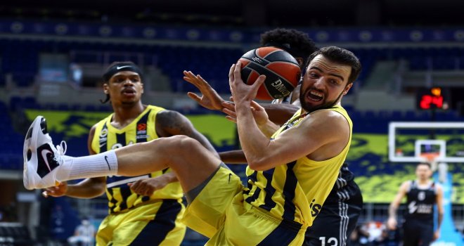 Fenerbahçe Beko, Asvel'e şans tanımadı