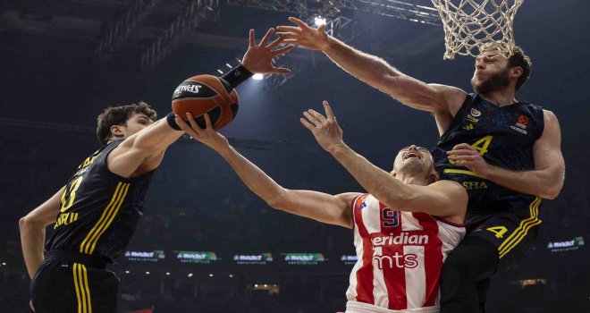 Fenerbahçe Beko, Belgrad'dan galibiyetle dönüyor