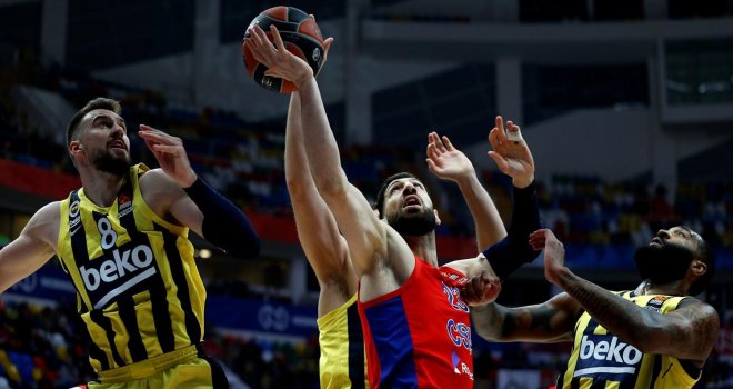 Fenerbahçe Beko, CSKA karşısında 2-0 geriye düştü