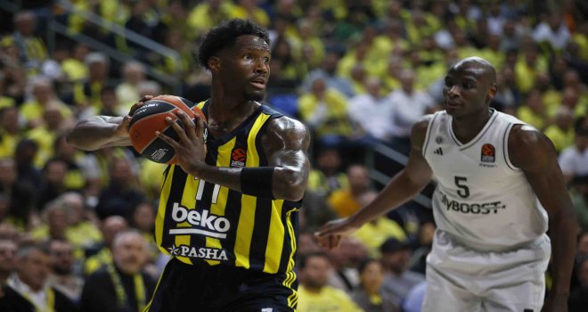 Fenerbahçe Beko güle oynaya 2-0 yaptı