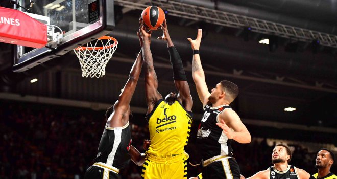 Fenerbahçe Beko İtalya'da kayıp