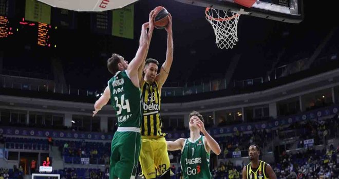 Fenerbahçe Beko kötü başladı iyi bitirdi