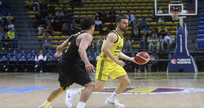 Fenerbahçe Beko, Mersin Spor'a şans tanımadı