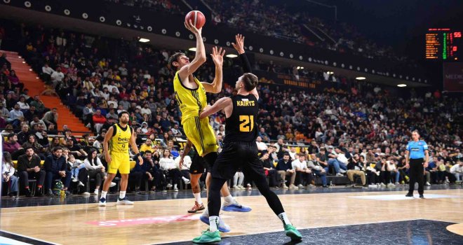 Fenerbahçe Beko Mersin'de farklı kazandı