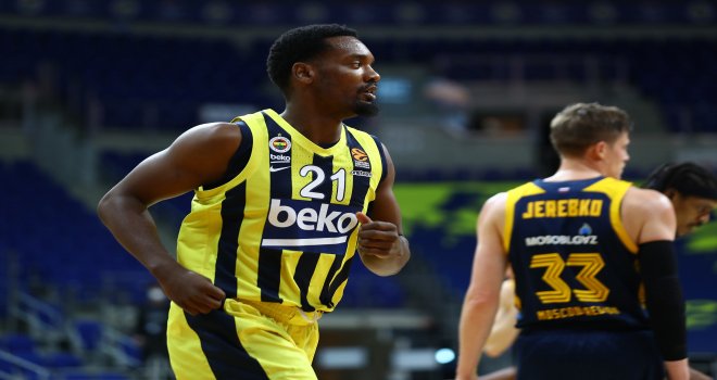 Fenerbahçe Beko Pierre ile uzattı