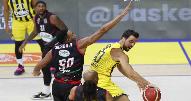 Fenerbahce Beko, Pınar Karşıyaka'yı farklı yendi