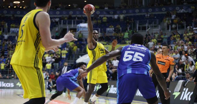 Fenerbahçe Beko yarı finalde
