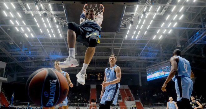 Fenerbahçe Beko, Zenit St. Petersburg?u ağılrıyor