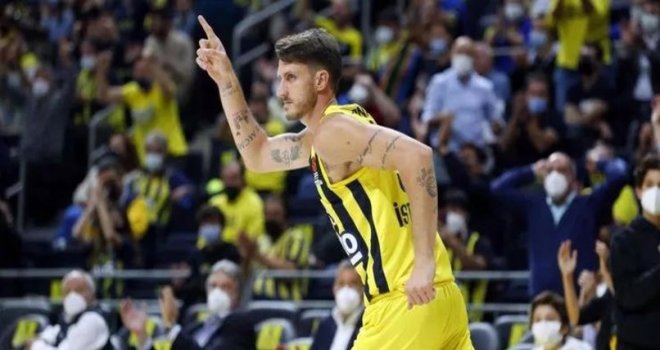 Fenerbahçe Beko'dan Anadolu Efes'e 