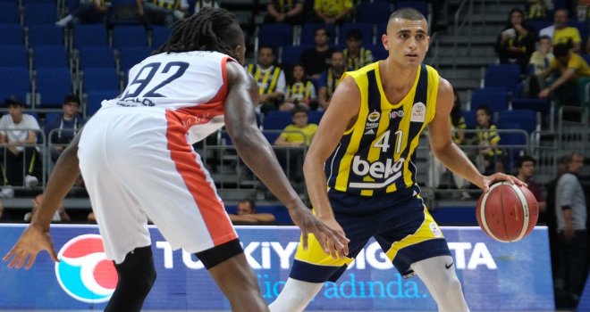 Fenerbahçe Beko'dan farklı başlangıç