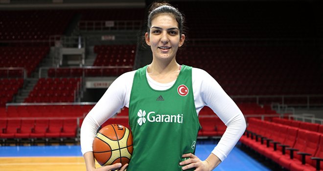 Fenerbahçe, Esra'yı aldı Birsel ile yeniledi