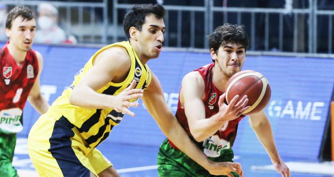 Fenerbahçe, genç Pınar Karşıyaka'yı farklı yendi