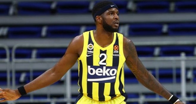 Fenerbahçe, Hamilton'ı kiralık gönderdi