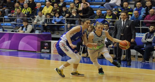 Fenerbahçe Samsun Canik'e fark attı