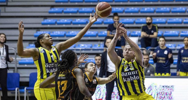 Fenerbahçe seride 2-0 önde...