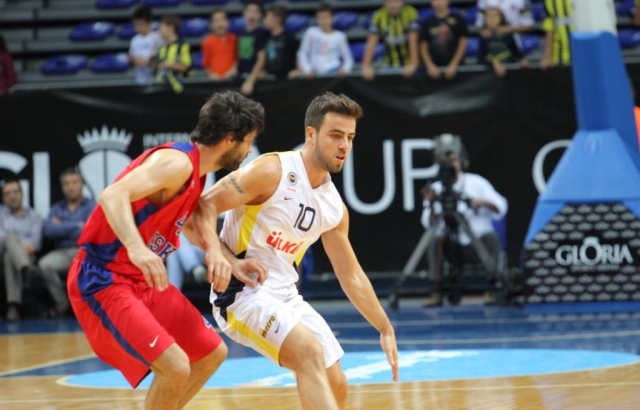 Fenerbahçe Ülker, Cska'ya farklı kaybetti